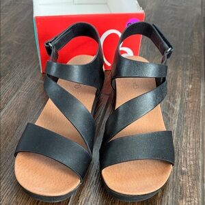 Black Strappy Sandals 8.5M
